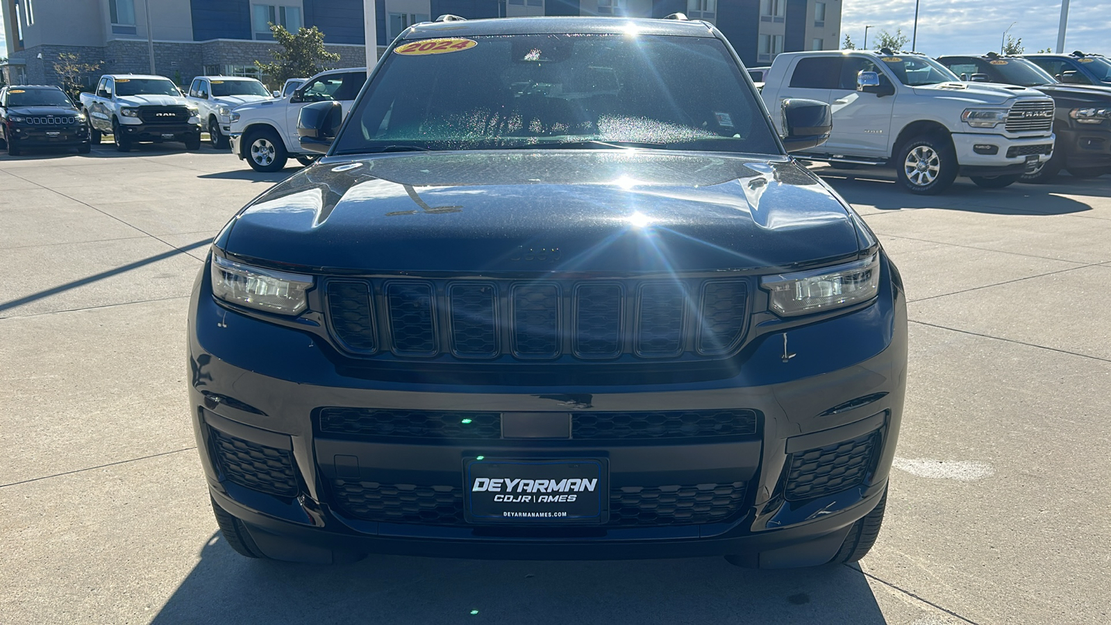 2024 Jeep Grand Cherokee L Altitude X 8