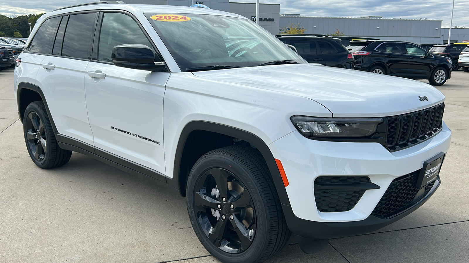 2024 Jeep Grand Cherokee Altitude X 1