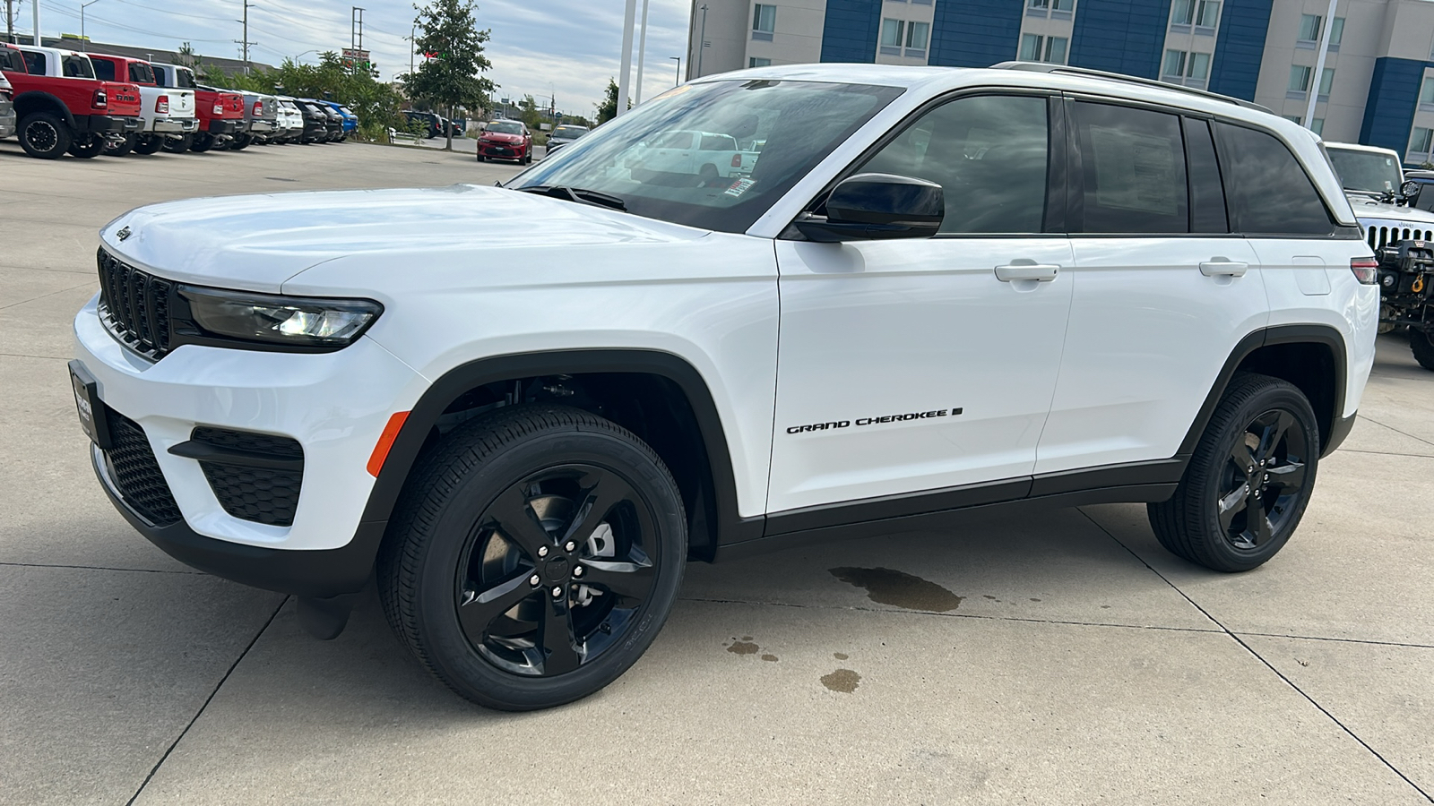 2024 Jeep Grand Cherokee Altitude X 7