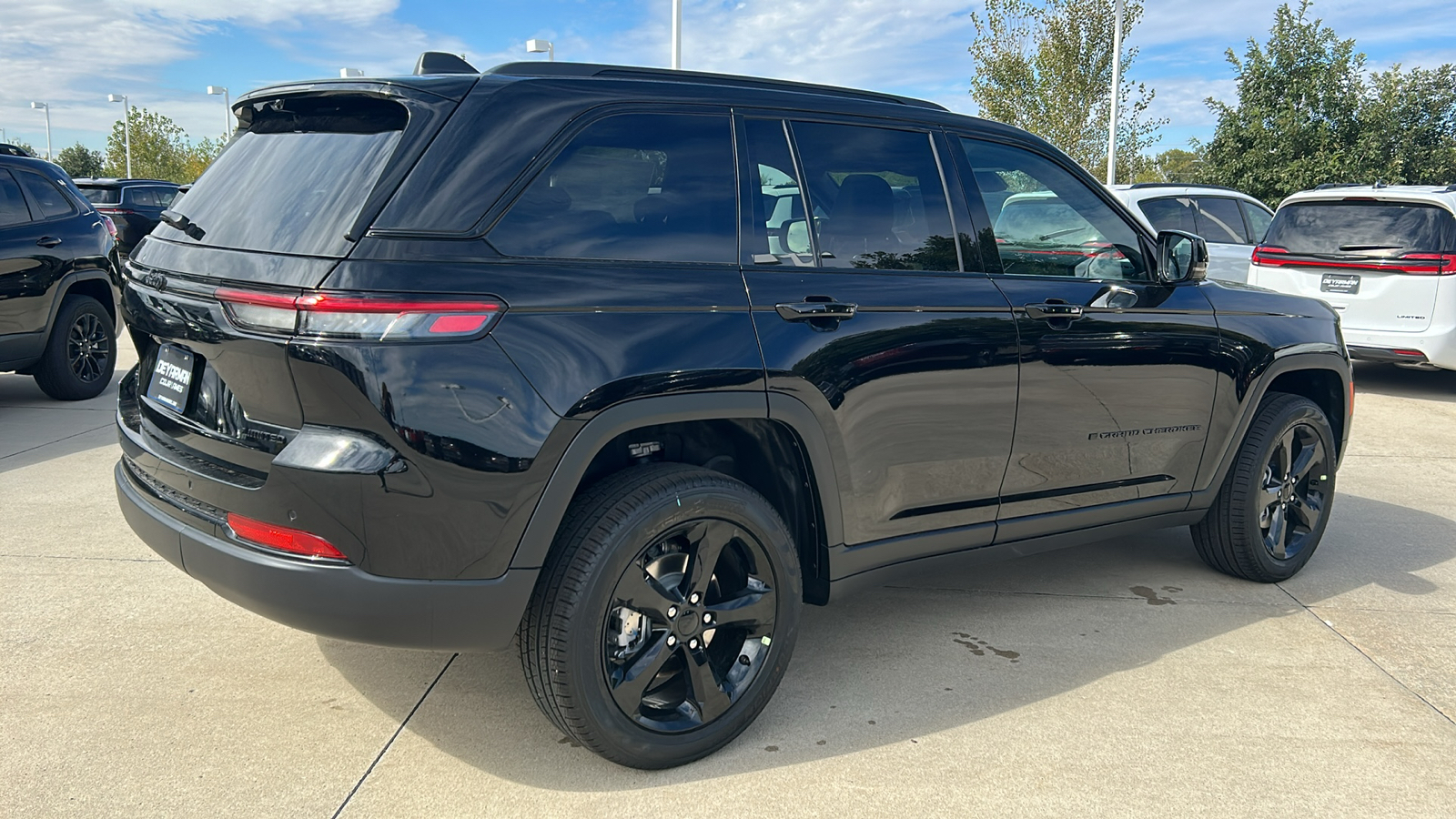 2024 Jeep Grand Cherokee Limited 3