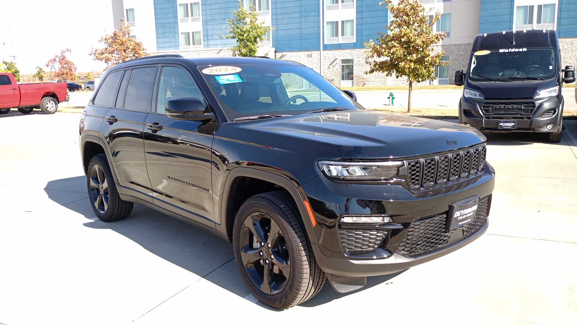 2024 Jeep Grand Cherokee Limited 1