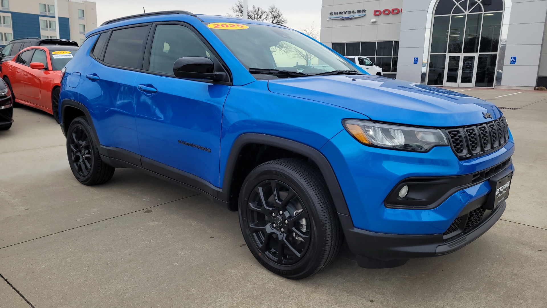 2025 Jeep Compass Latitude 1