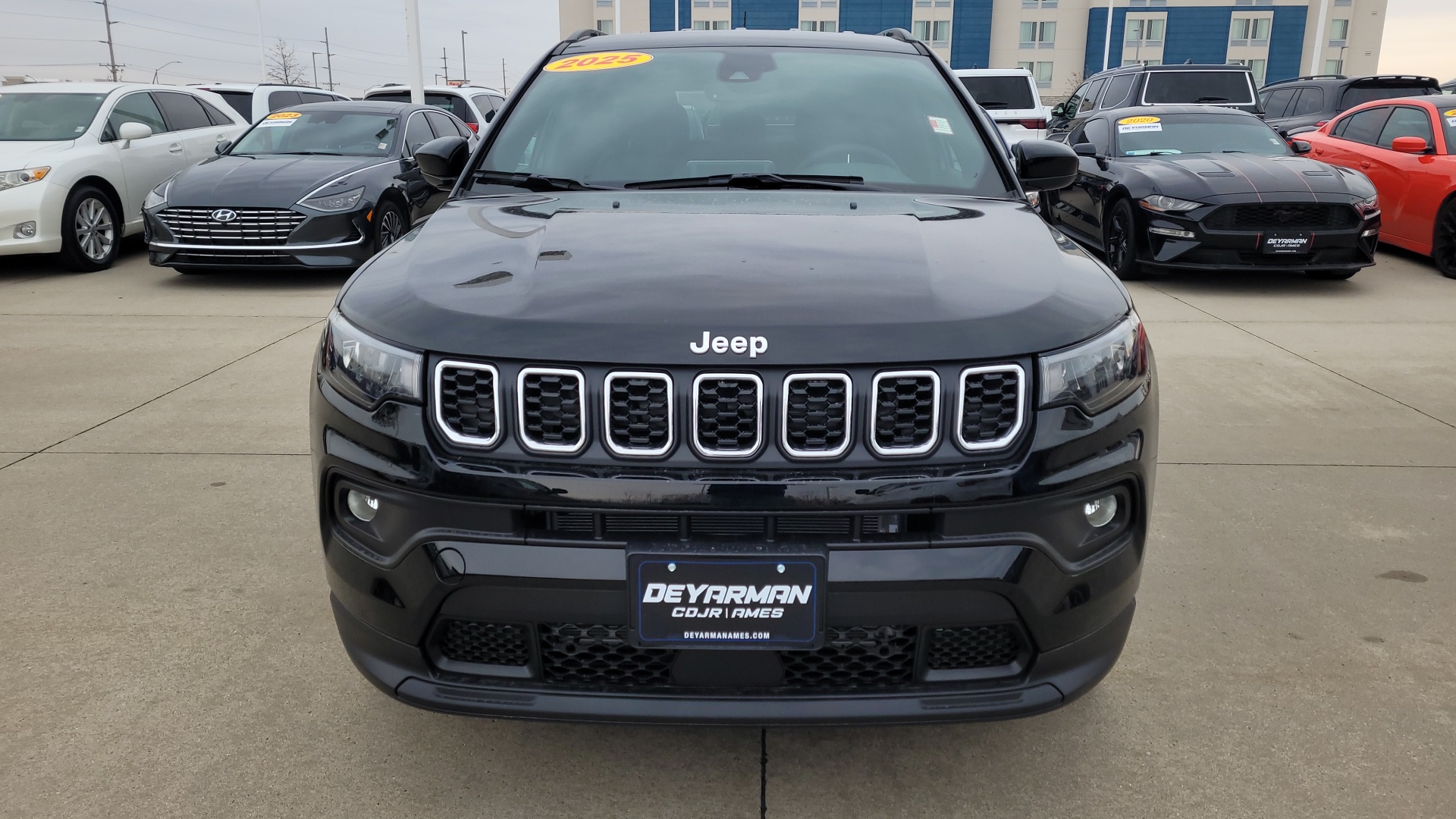 2025 Jeep Compass Latitude 8