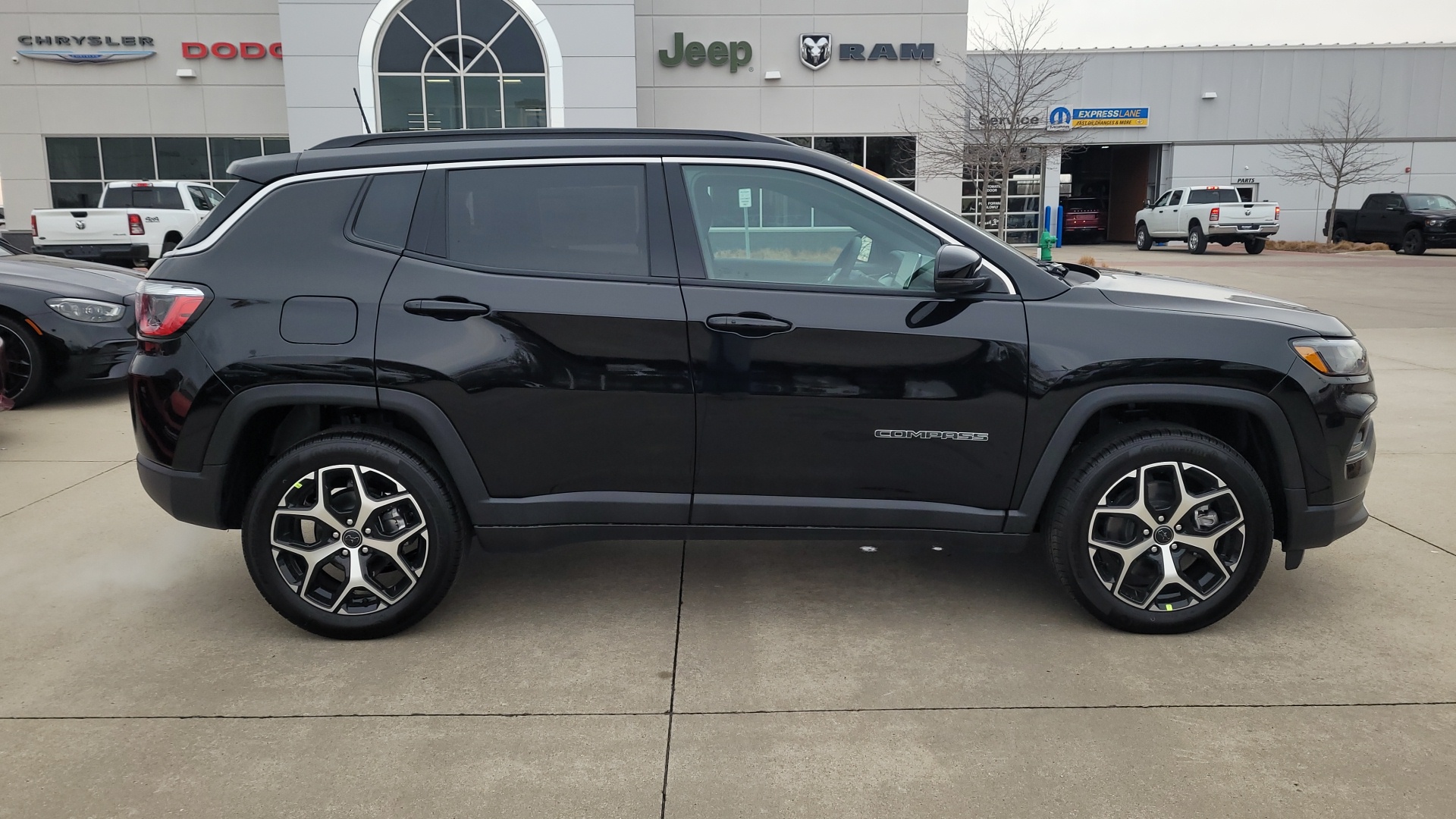 2025 Jeep Compass Limited 2