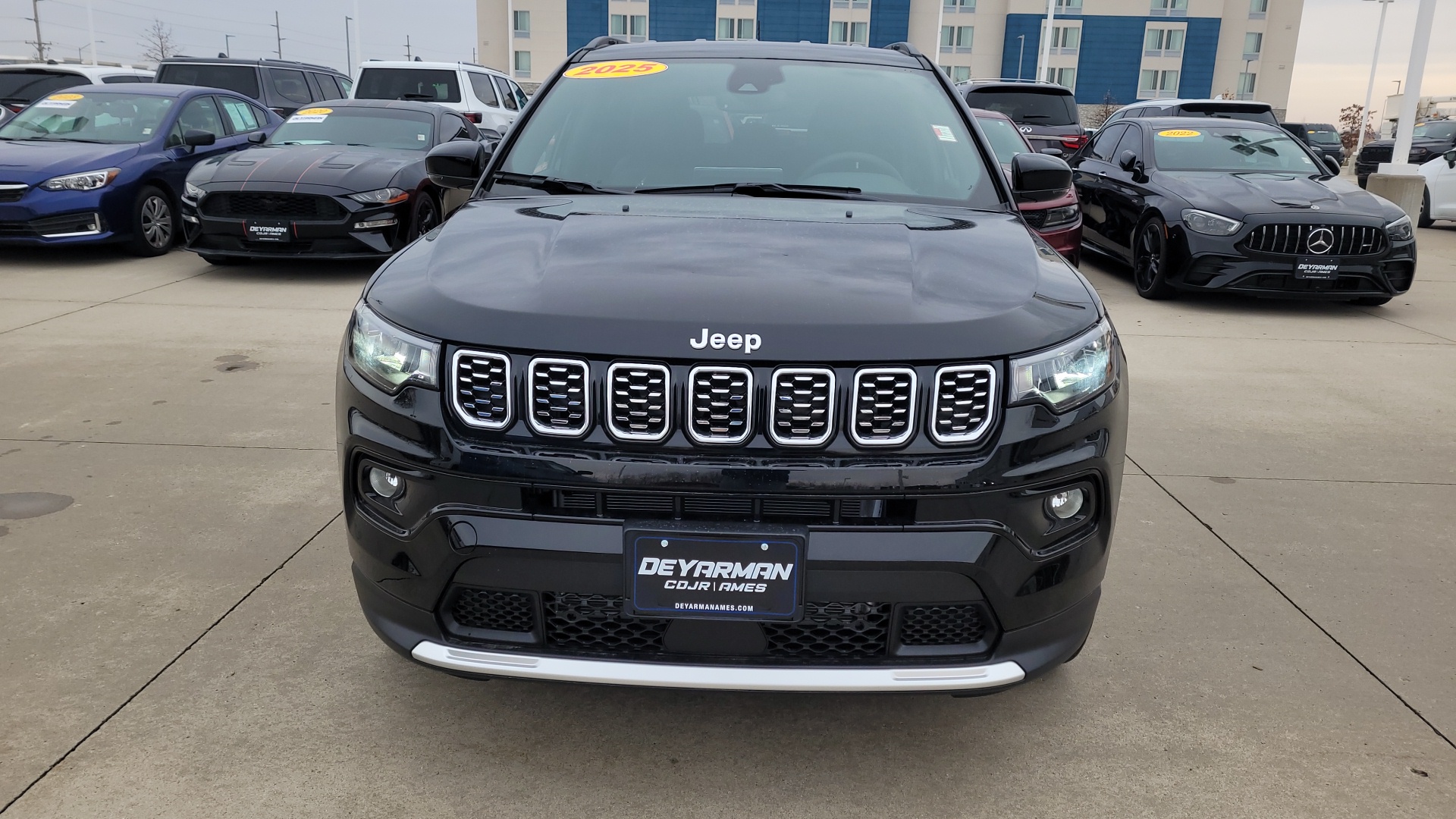 2025 Jeep Compass Limited 8