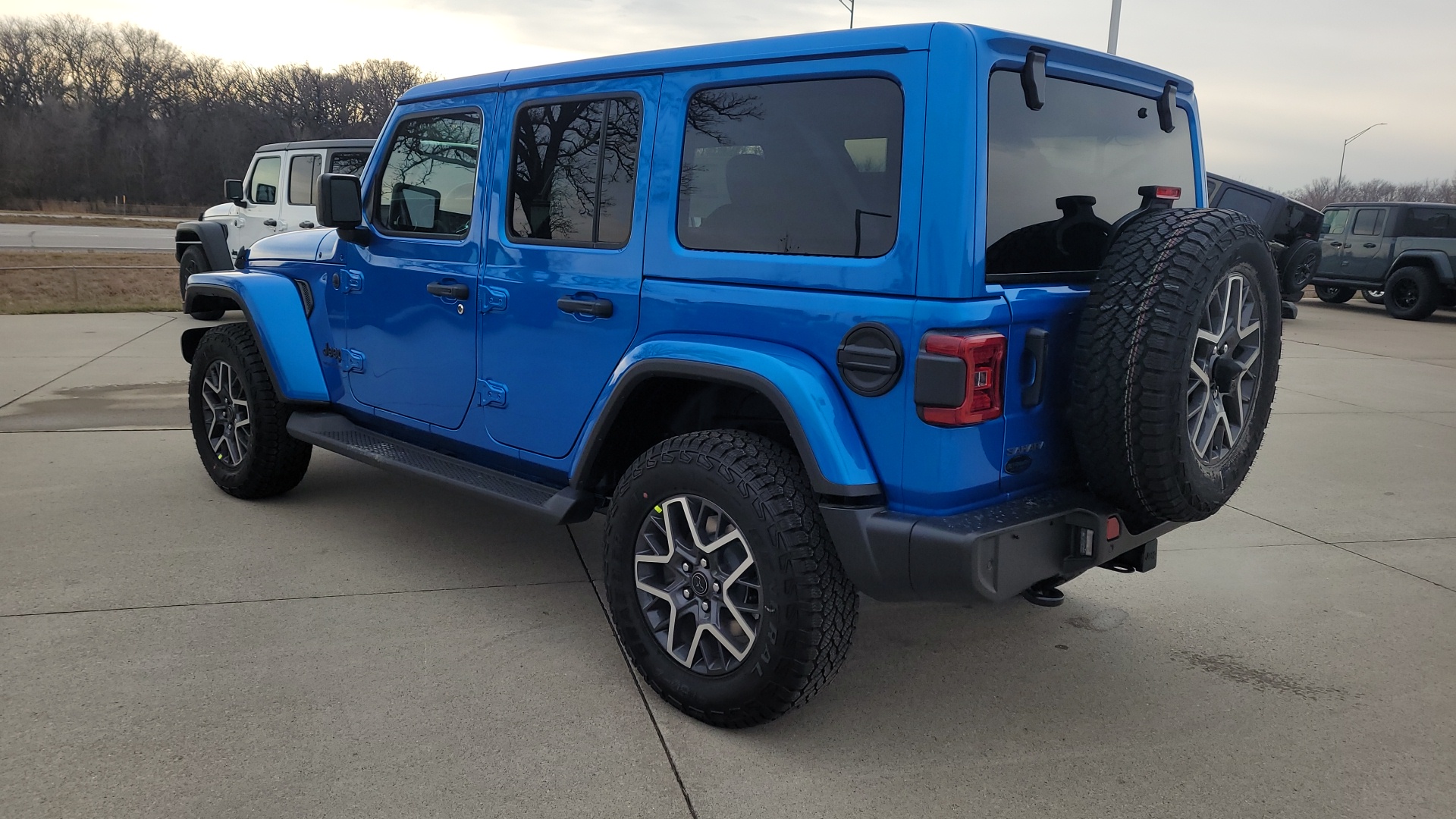 2025 Jeep Wrangler Sahara 5