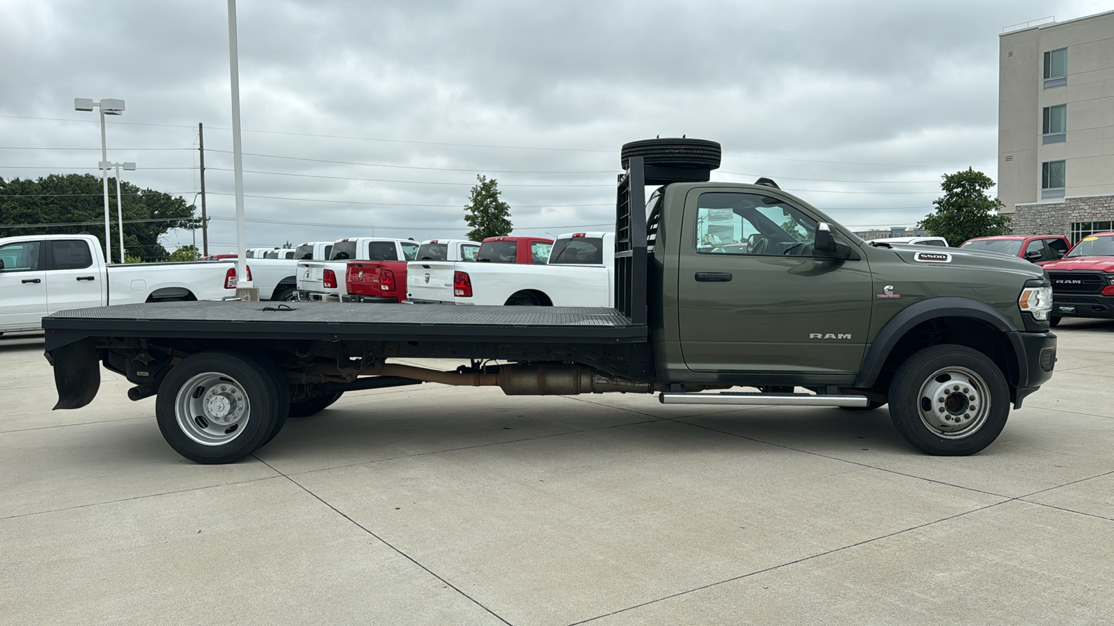 2021 Ram 5500HD Tradesman 2