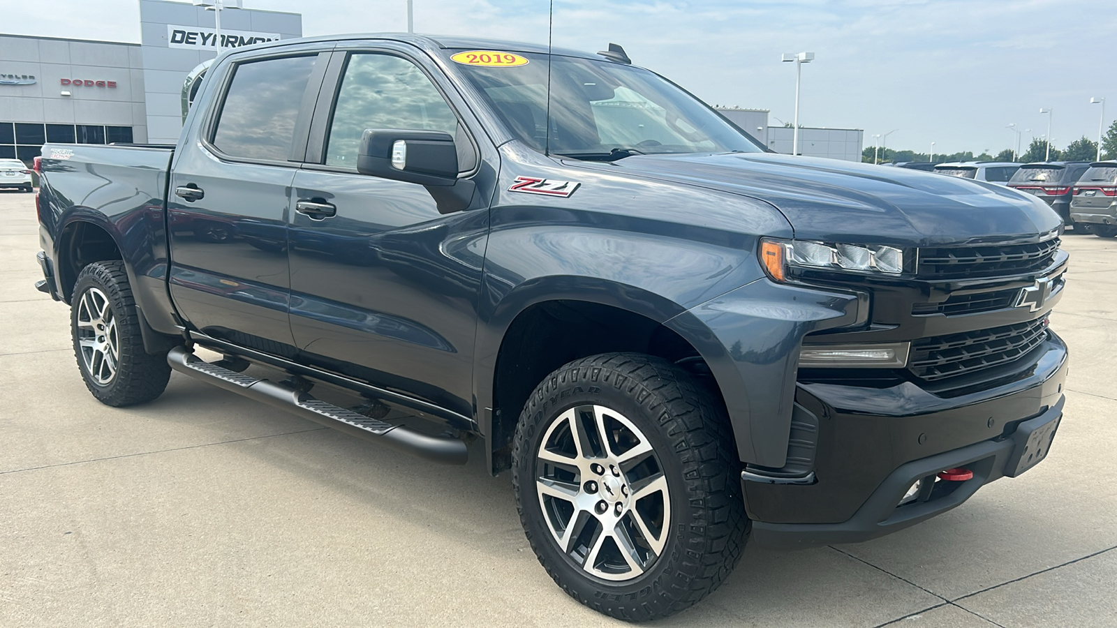 2019 Chevrolet Silverado 1500 LT Trail Boss 1