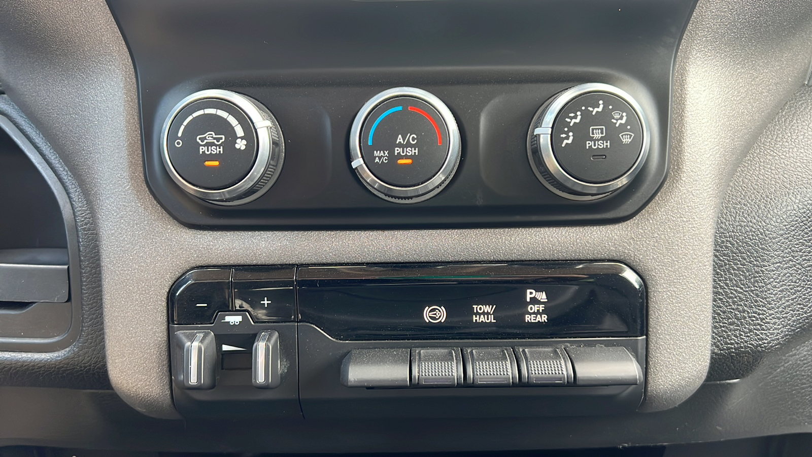 2019 Ram 2500 Tradesman 25