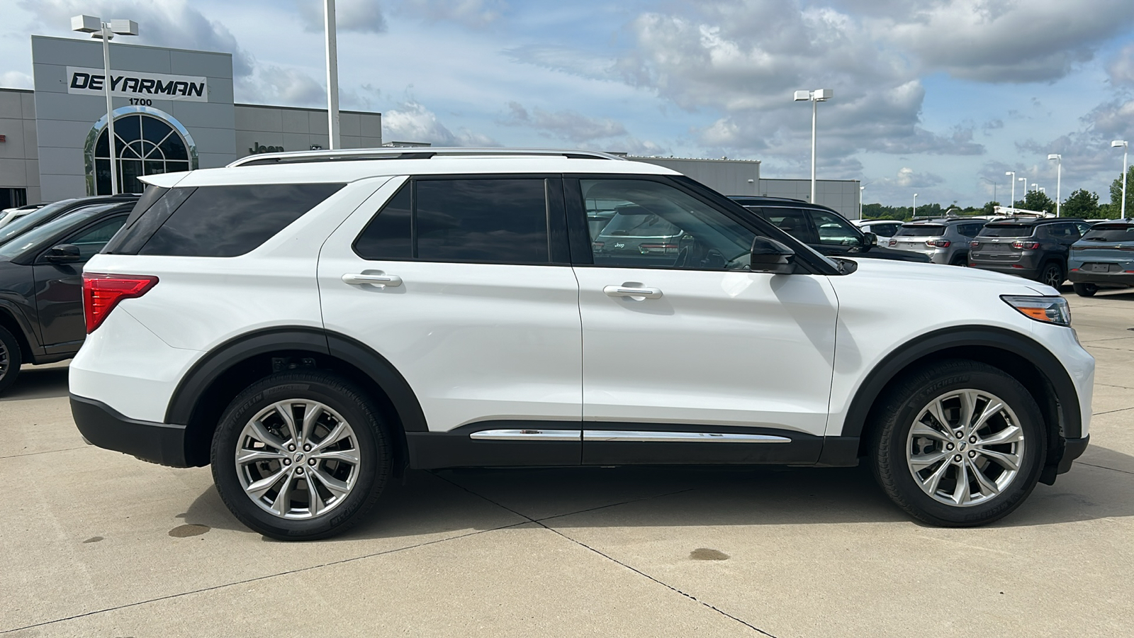 2023 Ford Explorer Limited 2