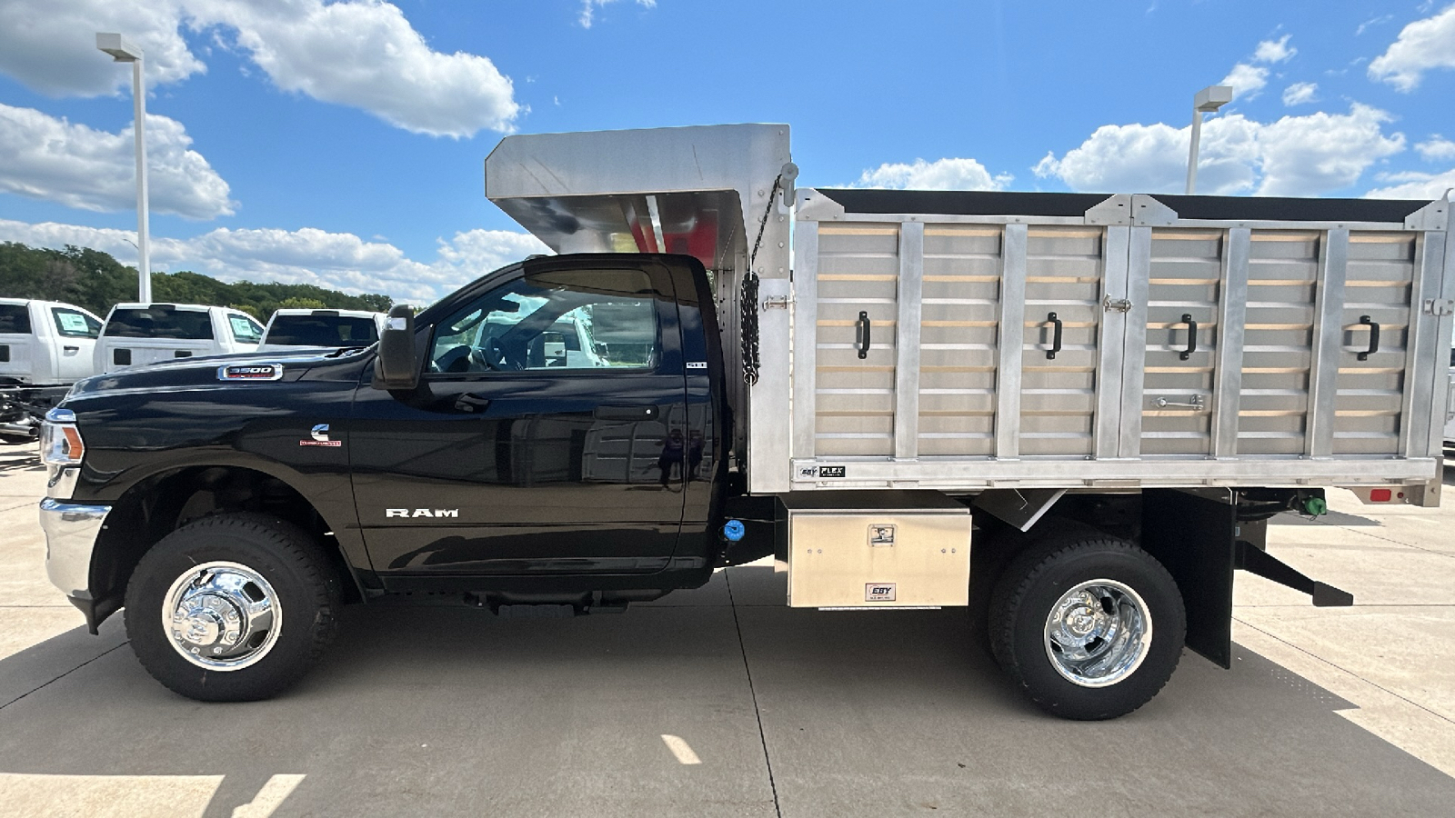 2023 Ram 3500 SLT 6