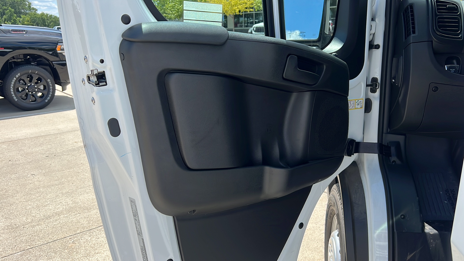 2023 Ram ProMaster 3500 High Roof 13