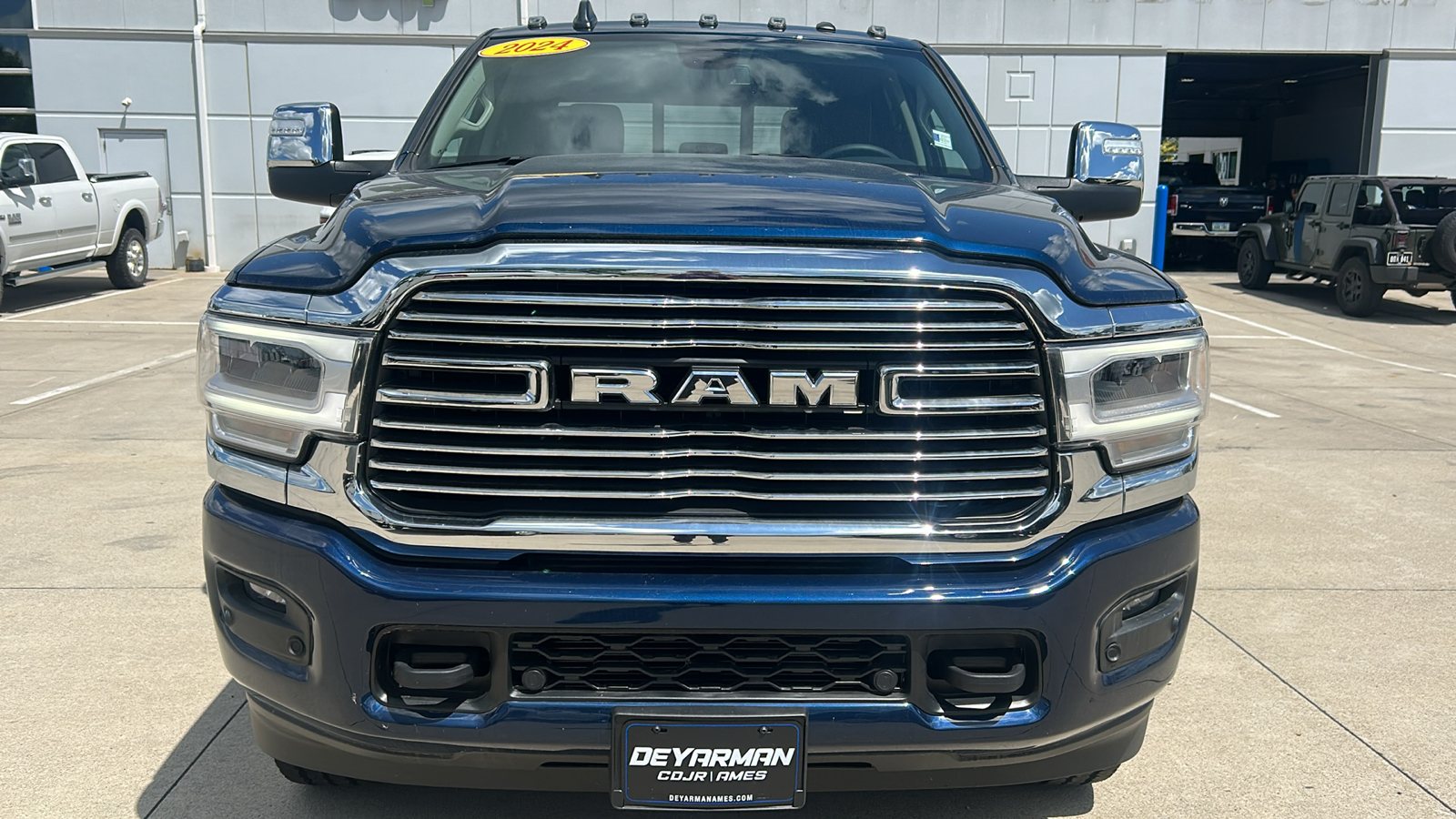 2024 Ram 2500 Laramie 8