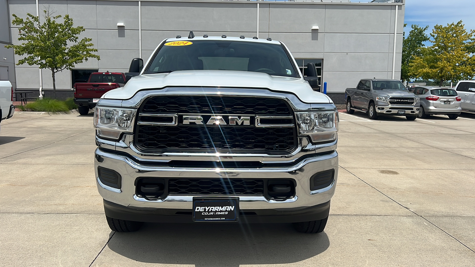 2024 Ram 2500 Tradesman 9