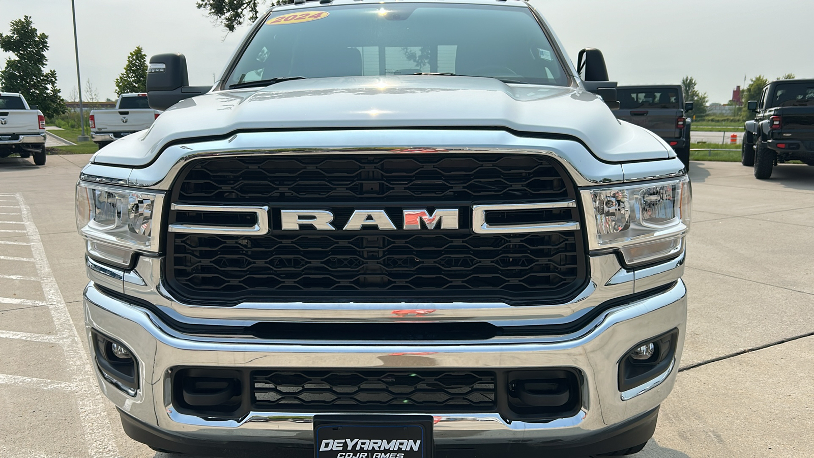 2024 Ram 2500 Tradesman 8