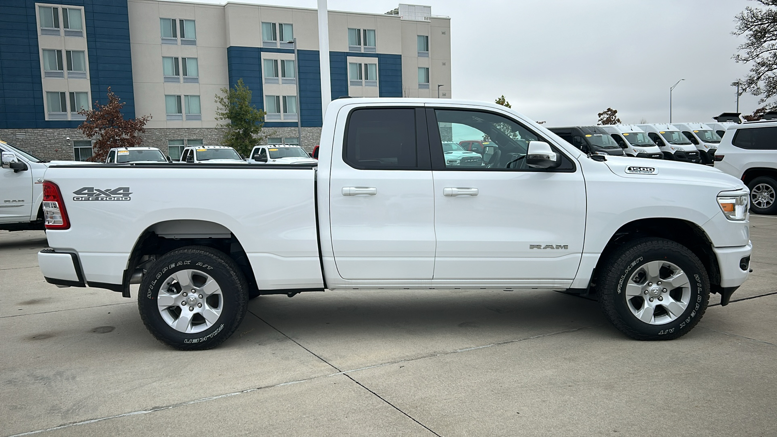 2024 Ram 1500 Big Horn/Lone Star 2