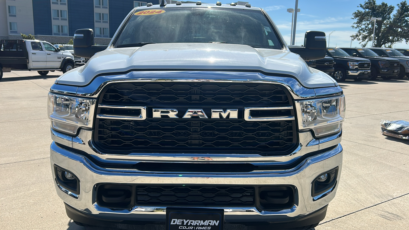 2024 Ram 2500 Tradesman 8