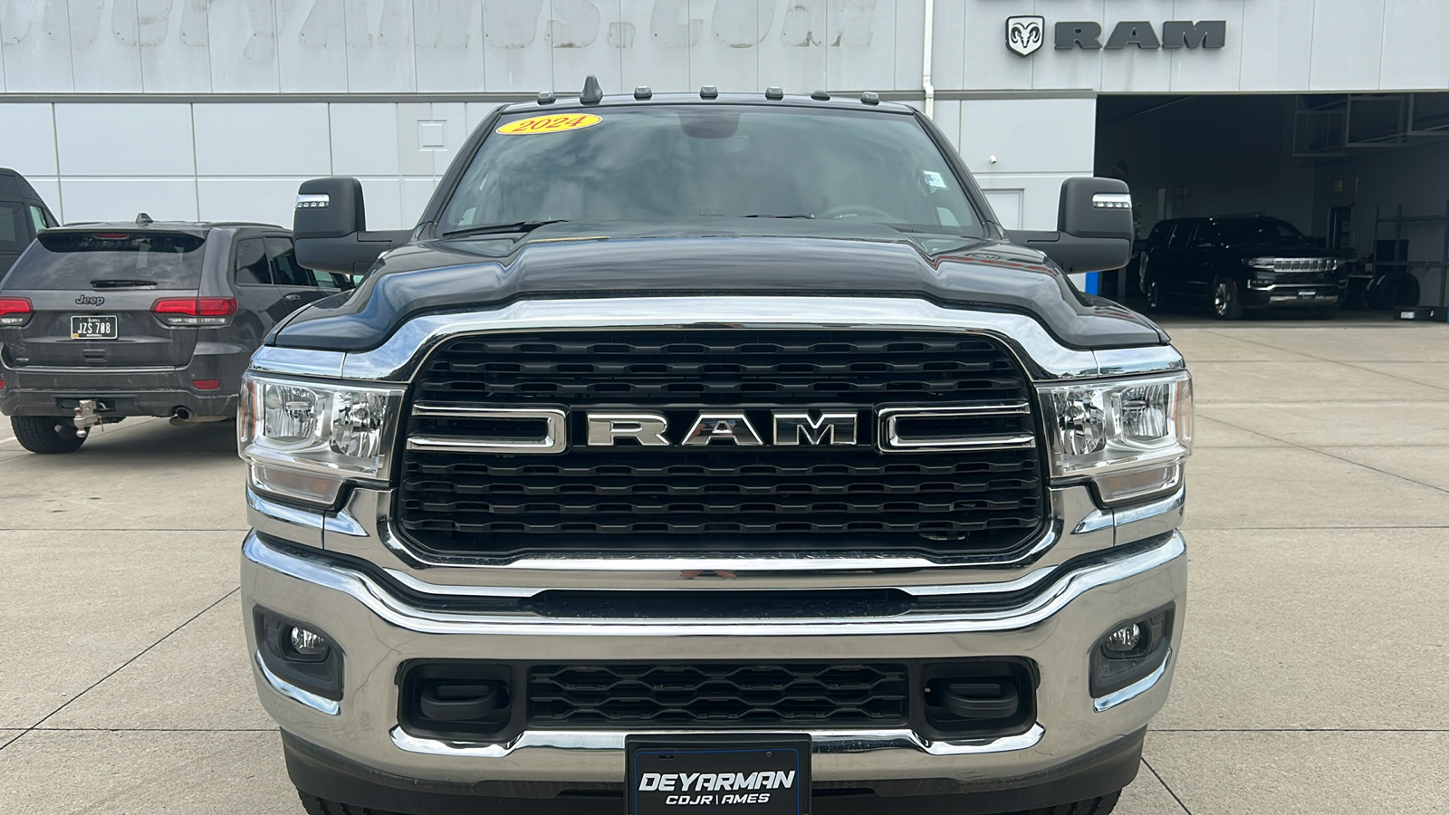 2024 Ram 3500 Big Horn 8