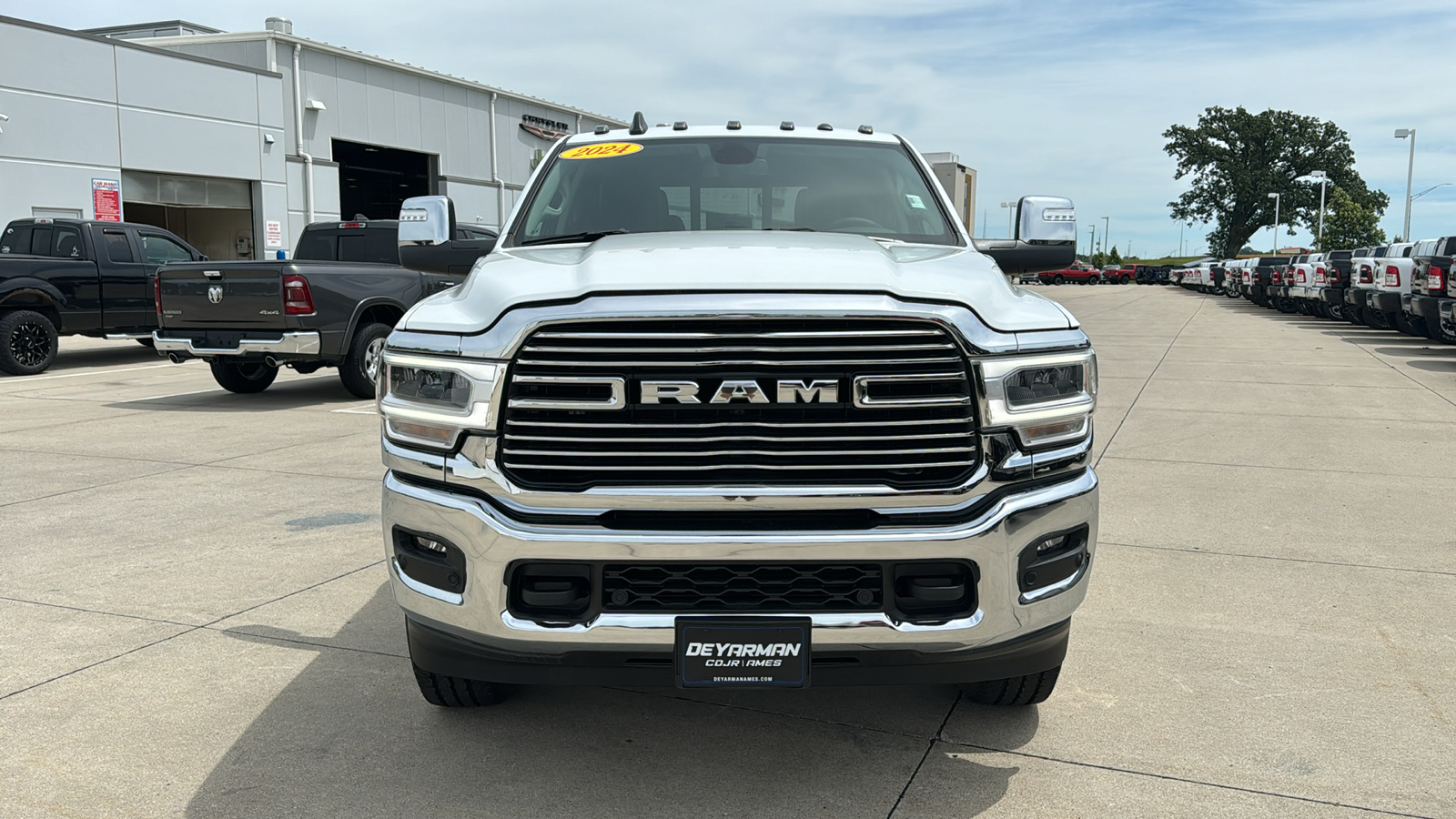 2024 Ram 3500 Laramie 8