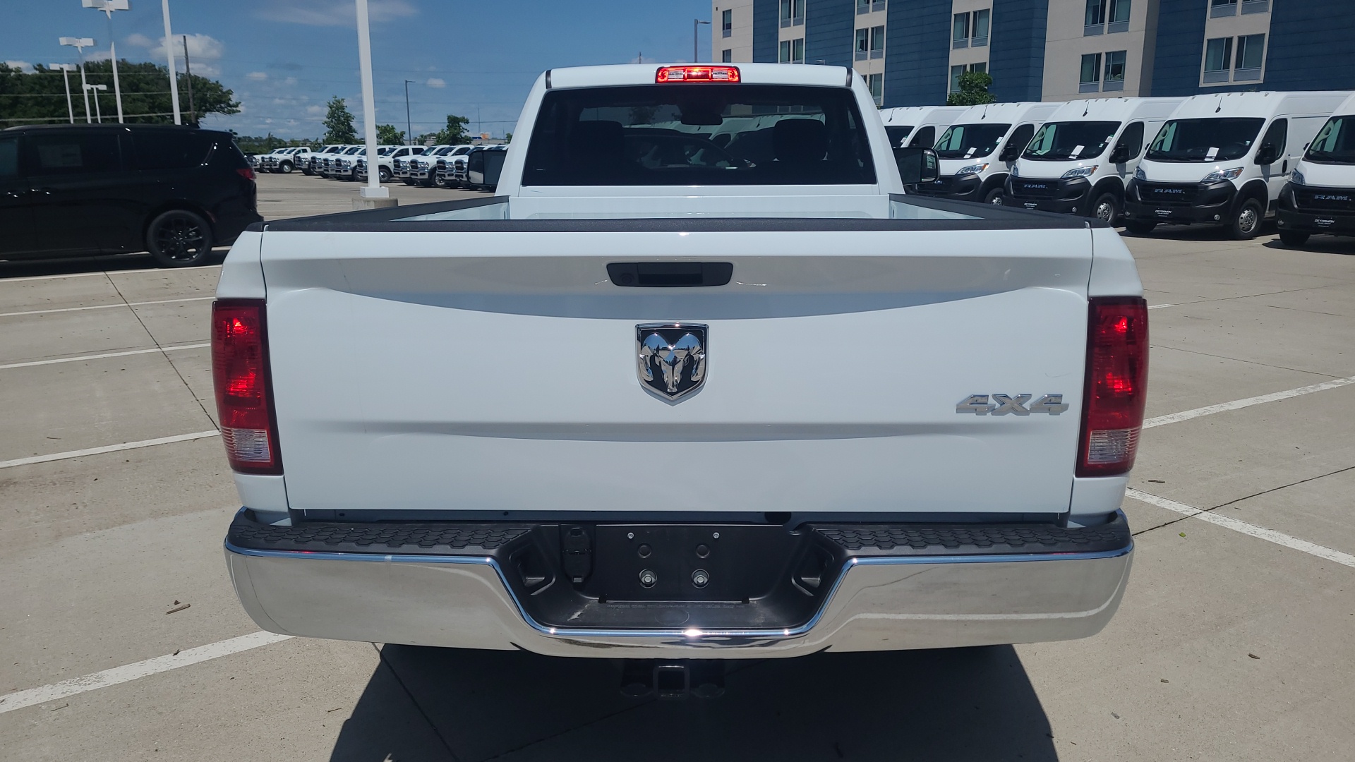 2023 Ram 1500 Classic Tradesman 4