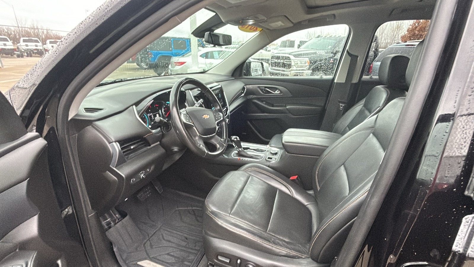 2019 Chevrolet Traverse Premier 11