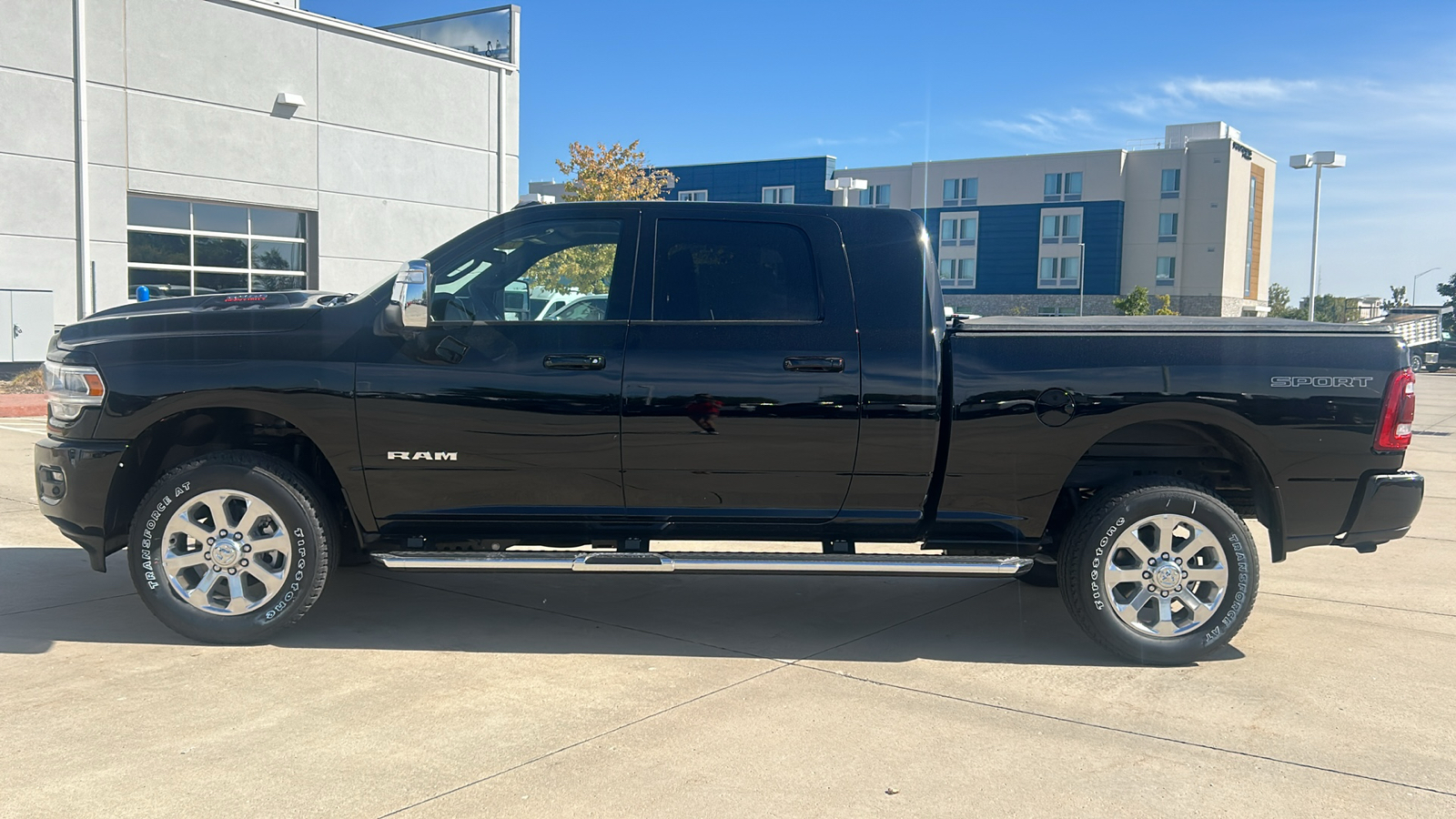 2024 Ram 2500 Laramie 6