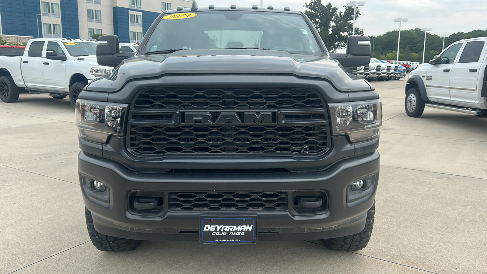 2024 Ram 2500 Tradesman 8