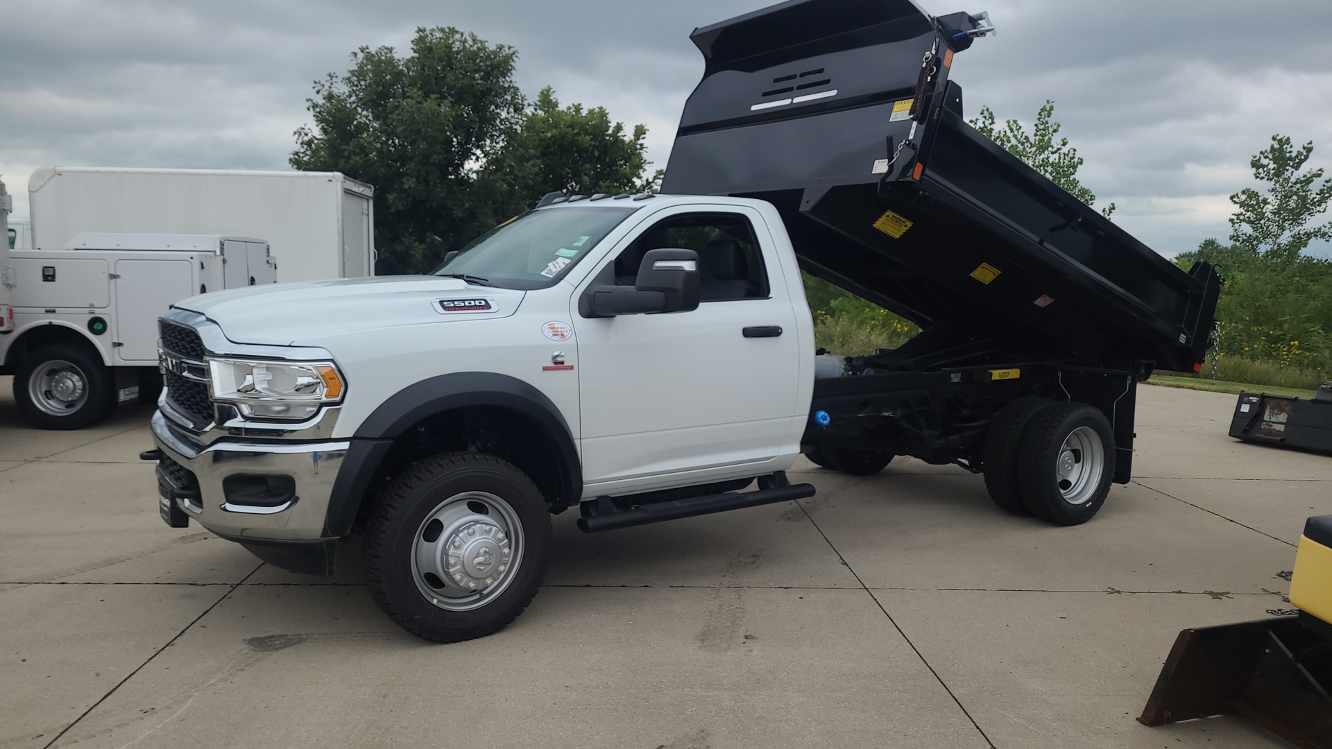 2024 Ram 5500HD Tradesman 22