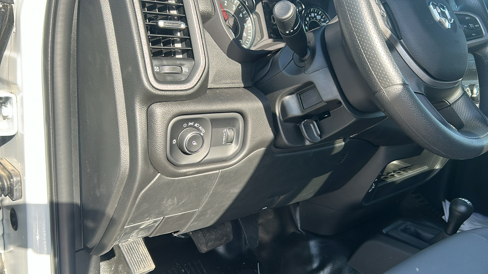 2024 Ram 3500 Tradesman 25