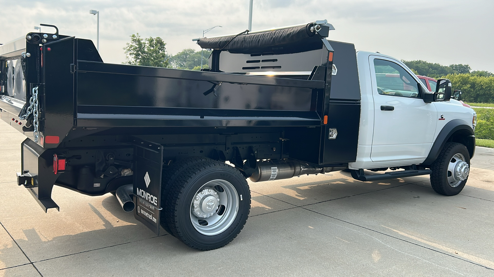 2024 Ram 5500HD Tradesman 3