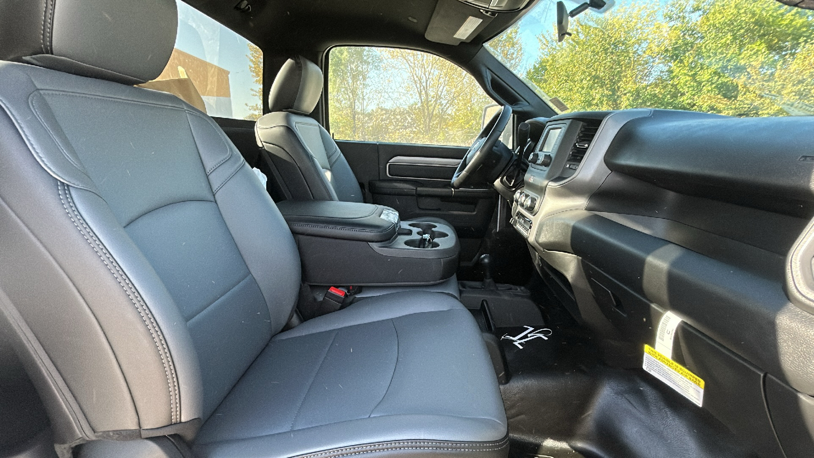 2024 Ram 5500HD Tradesman 22