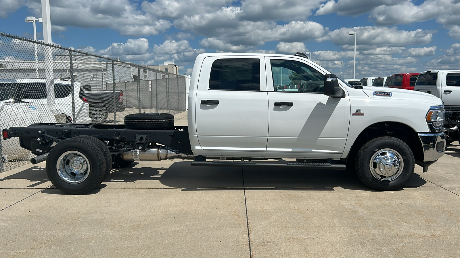 2024 Ram 3500 Tradesman 2