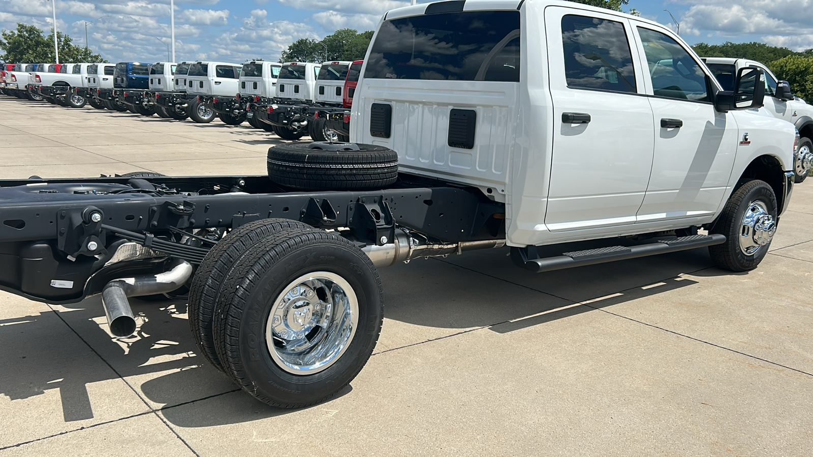 2024 Ram 3500 Tradesman 3