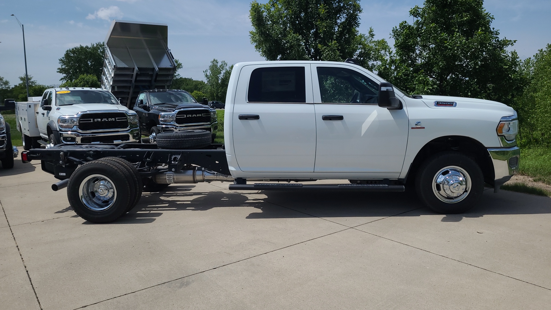 2024 Ram 3500 Tradesman 2