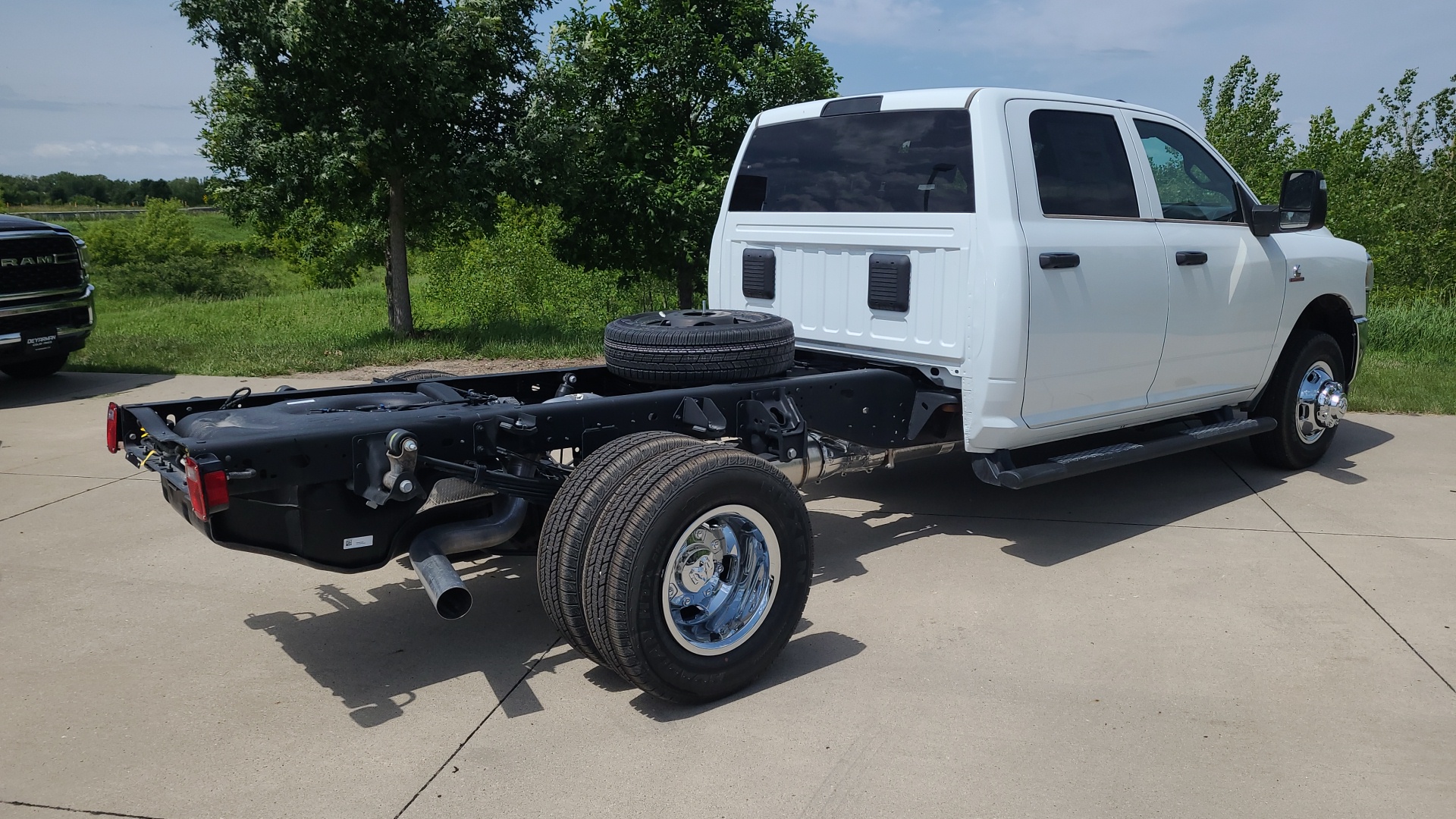 2024 Ram 3500 Tradesman 3