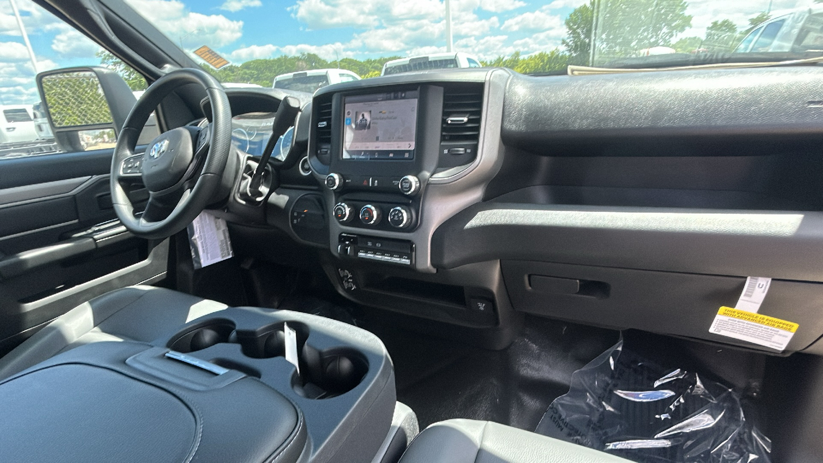 2024 Ram 5500HD Tradesman 18