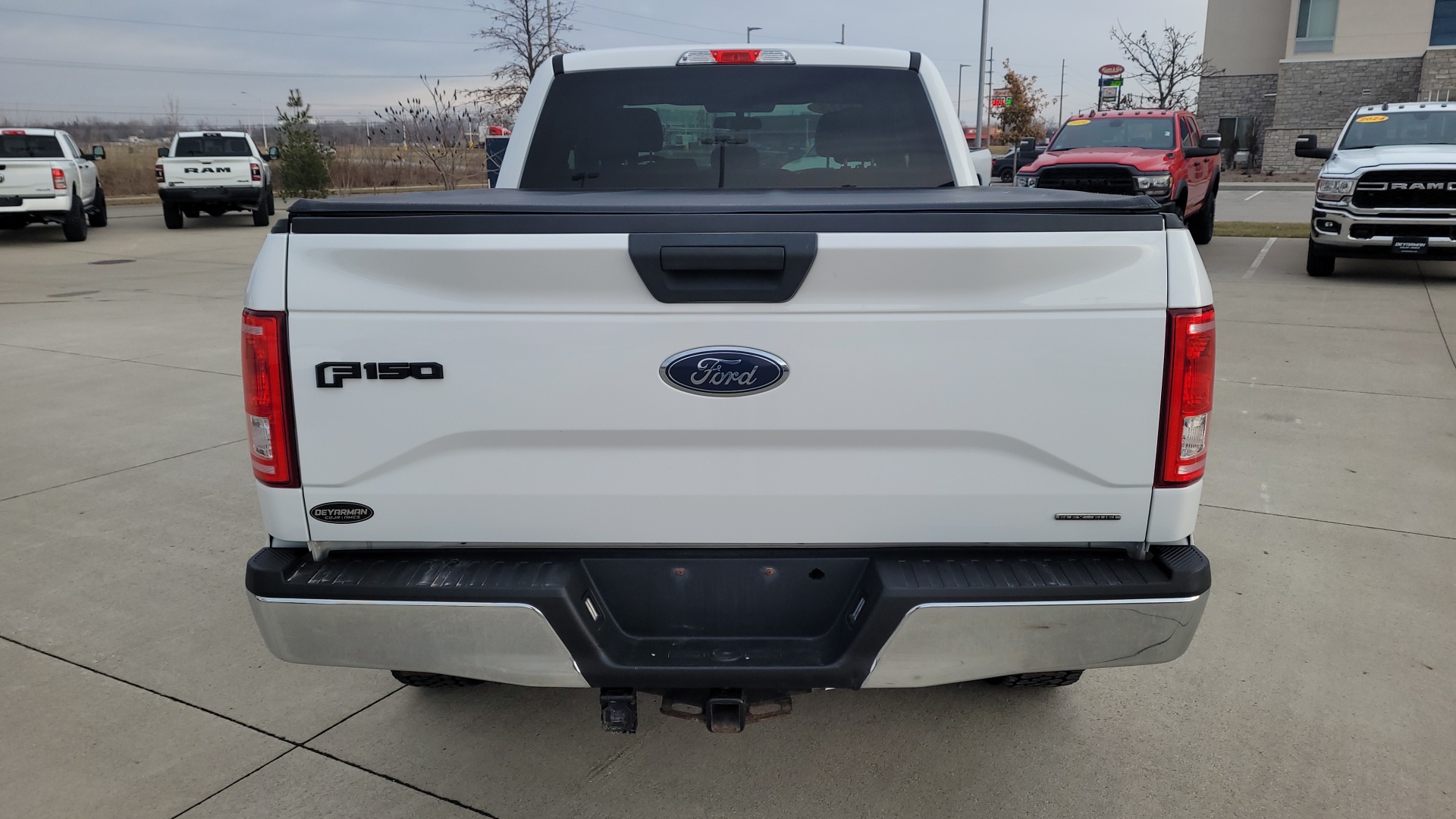 2015 Ford F-150 XLT 4