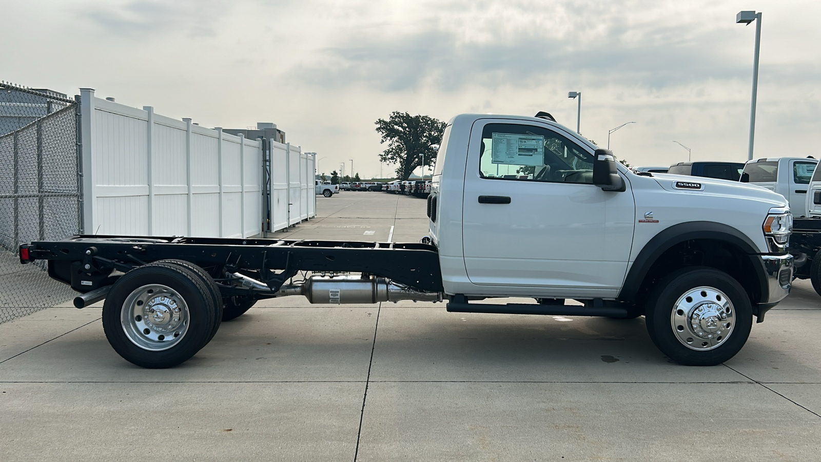 2024 Ram 5500HD Tradesman 2