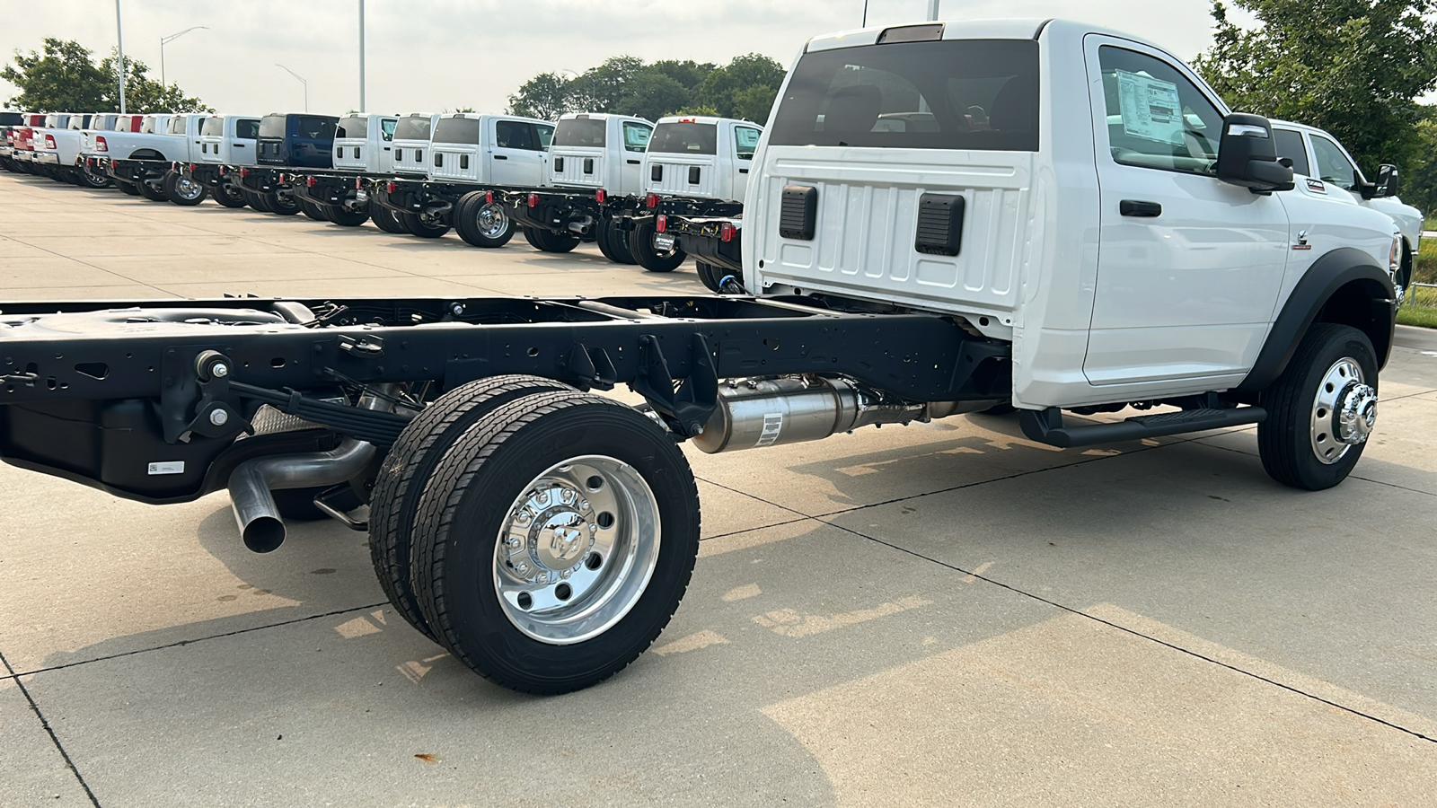 2024 Ram 5500HD Tradesman 3