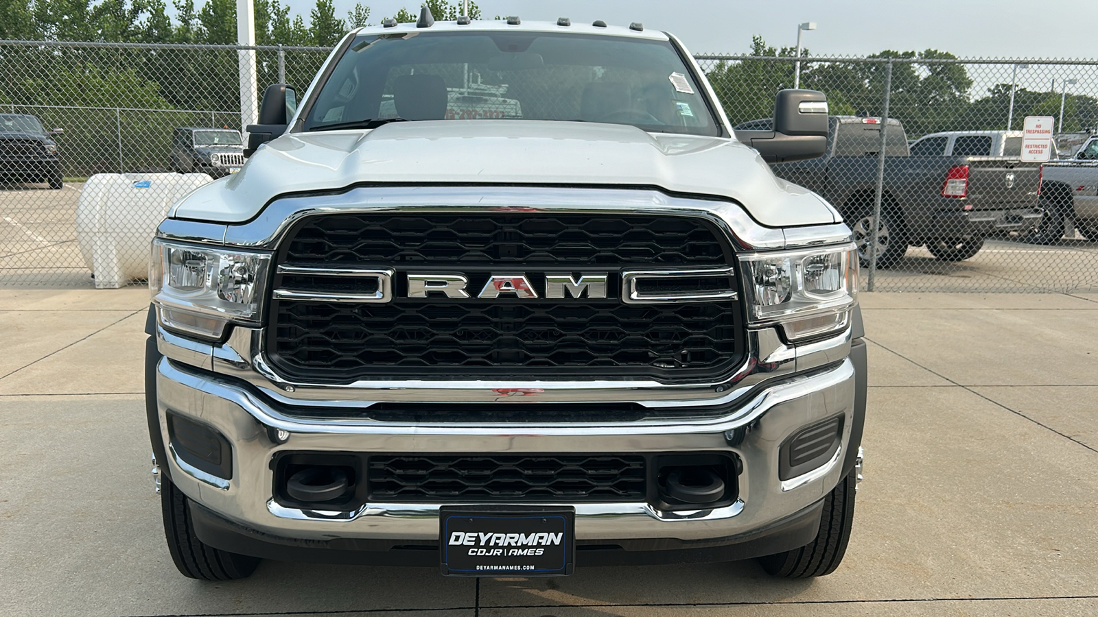 2024 Ram 5500HD Tradesman 8