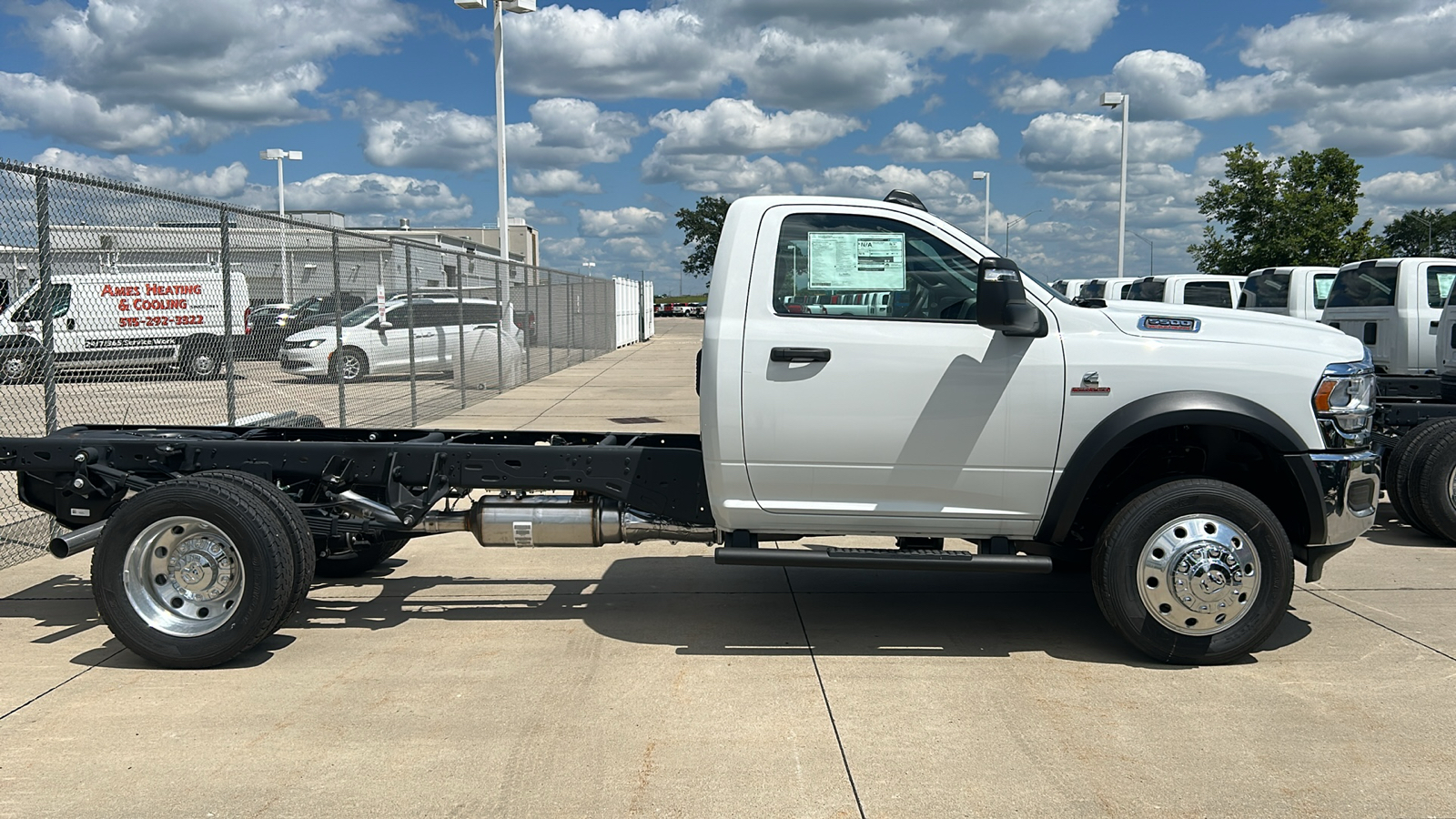 2024 Ram 5500HD Tradesman 2