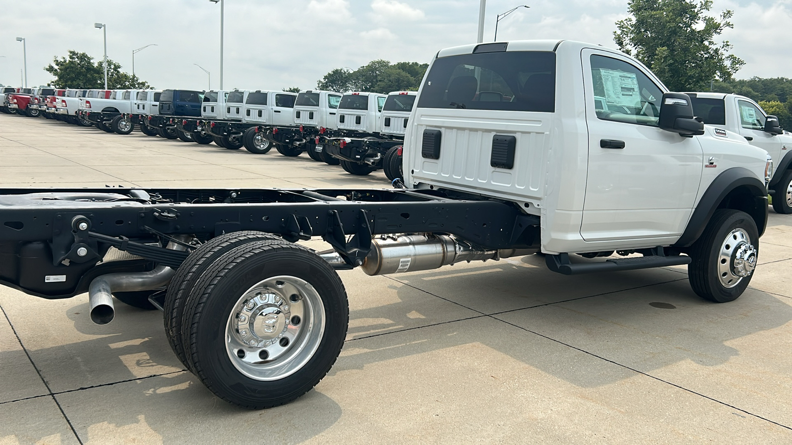 2024 Ram 5500HD Tradesman 3