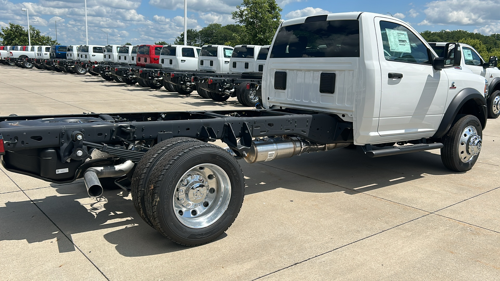 2024 Ram 5500HD Tradesman 3