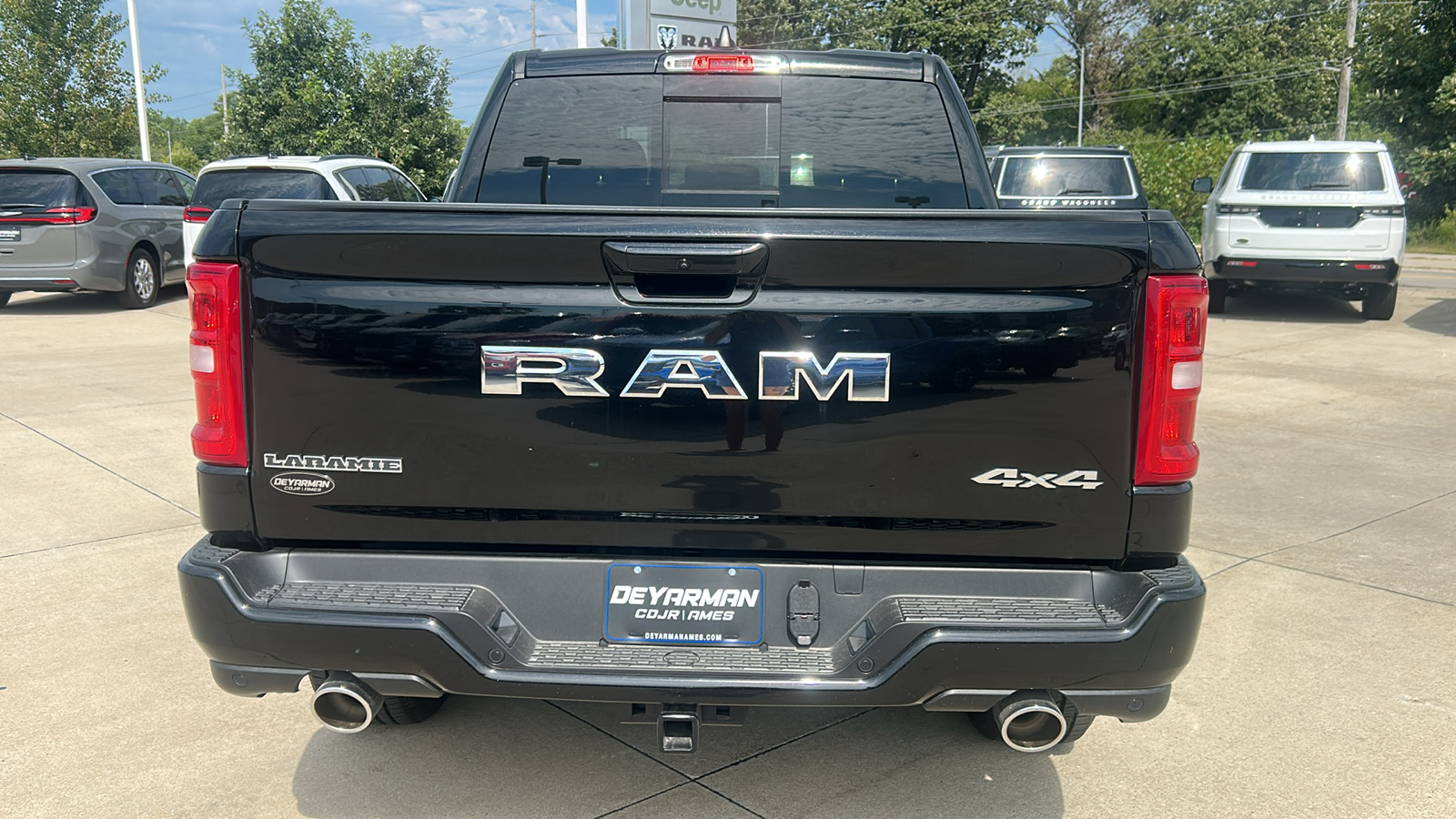 2025 Ram 1500 Laramie 4