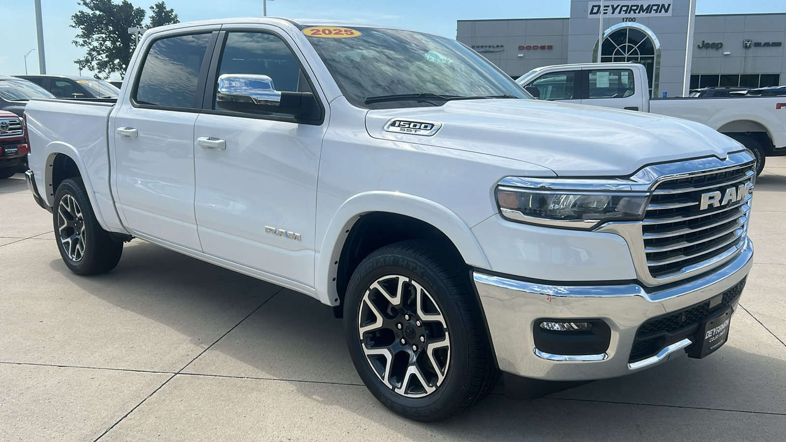 2025 Ram 1500 Laramie 1