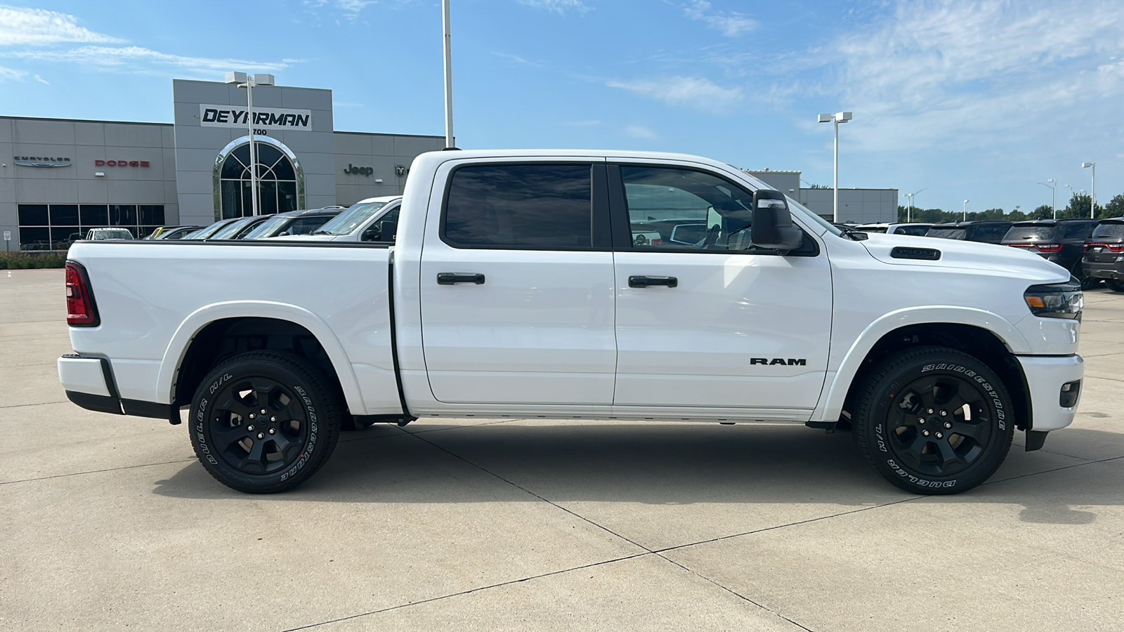 2025 Ram 1500 Big Horn/Lone Star 2