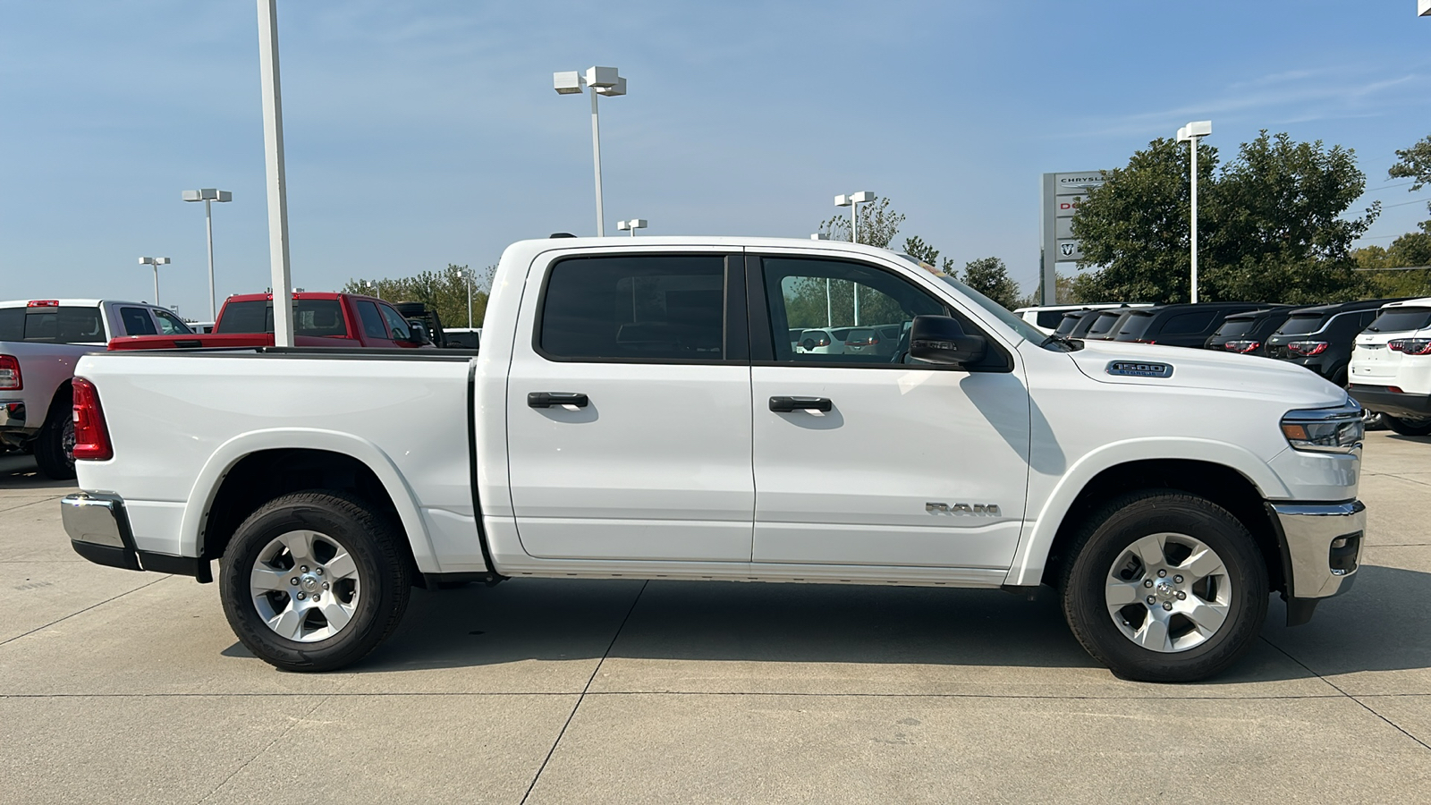 2025 Ram 1500 Big Horn/Lone Star 2