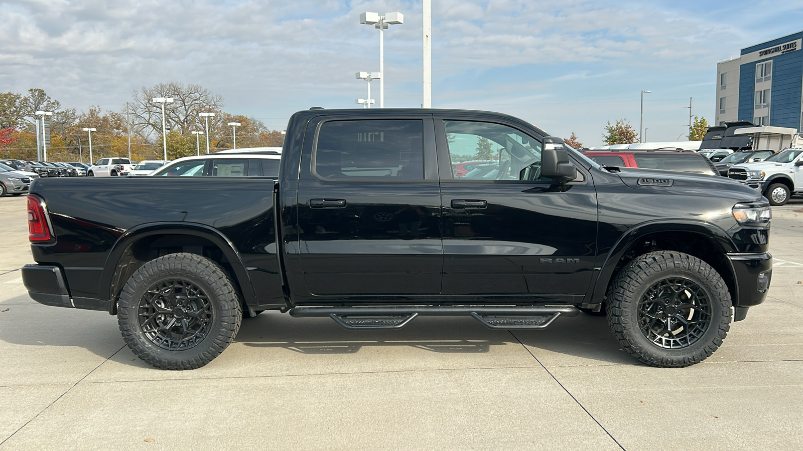 2025 Ram 1500 Big Horn/Lone Star 2