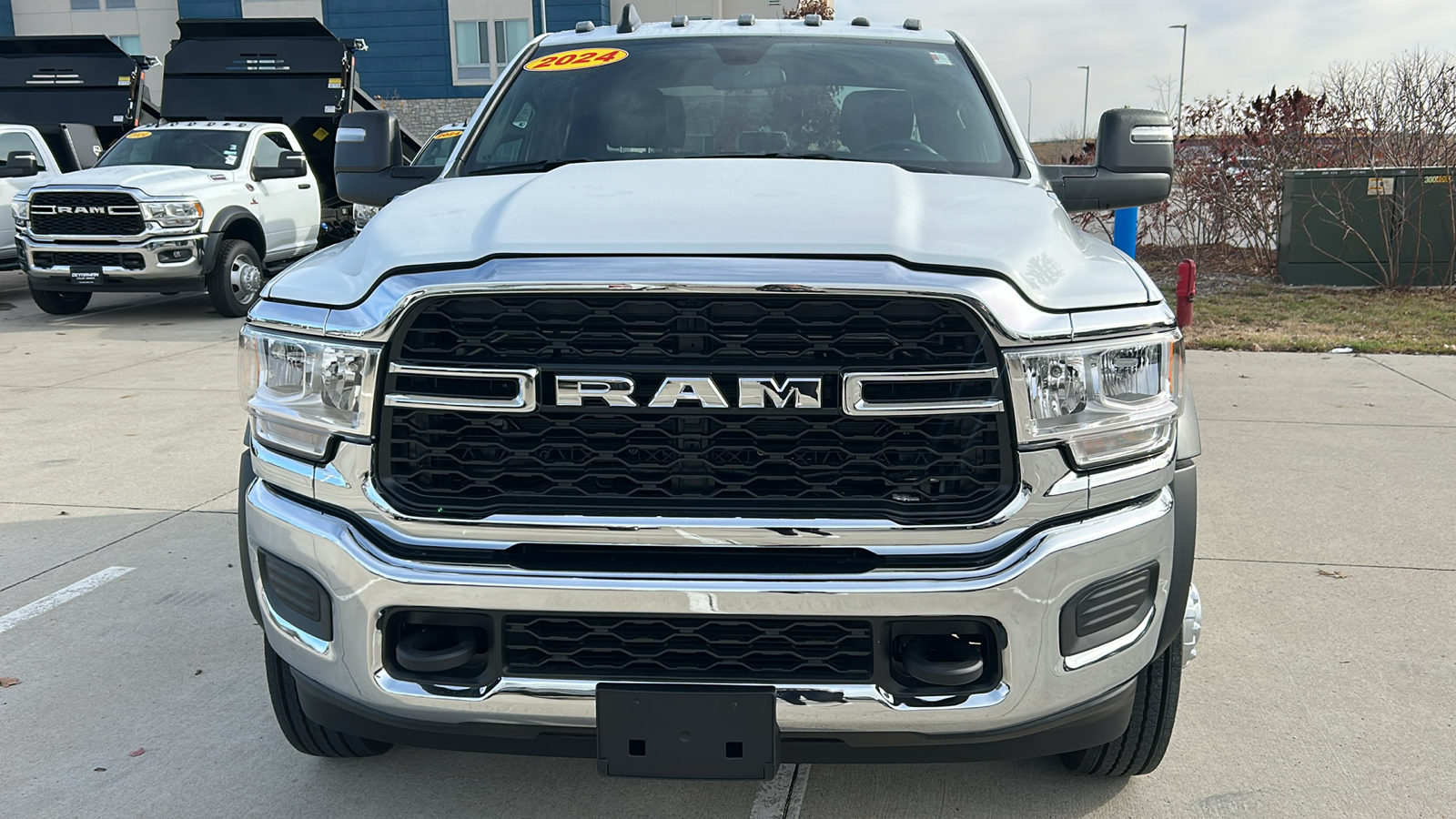 2024 Ram 5500HD Tradesman 8