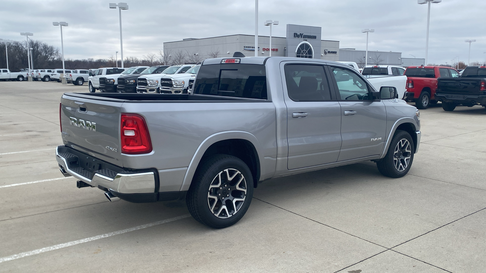 2025 Ram 1500 Laramie 3